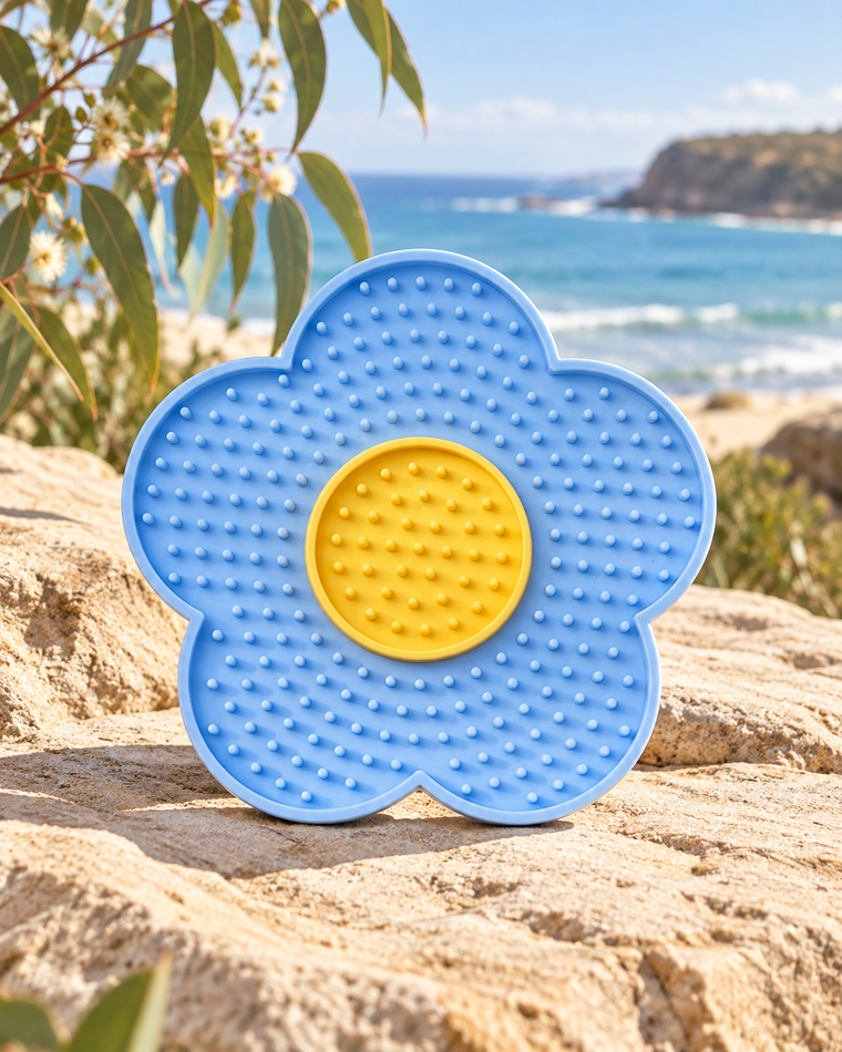 The Calm Lick Mat — Suction Slow Feeder — full frame product image